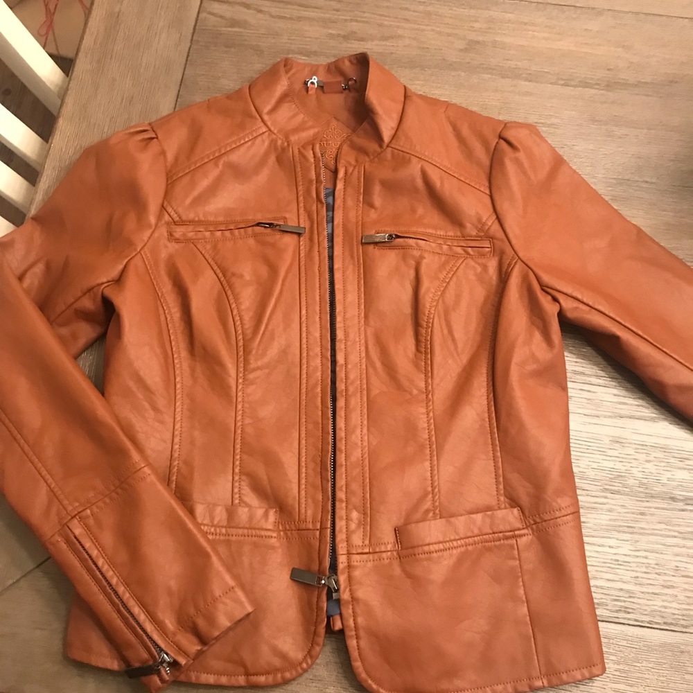 Jacket - Picture 2 of 7